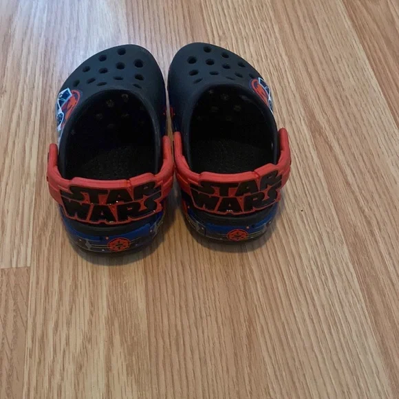 Star Wars Crocs - Picture 3 of 4